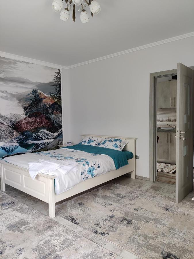 Vizuina Lupului Hotel Gura Humorului Bagian luar foto